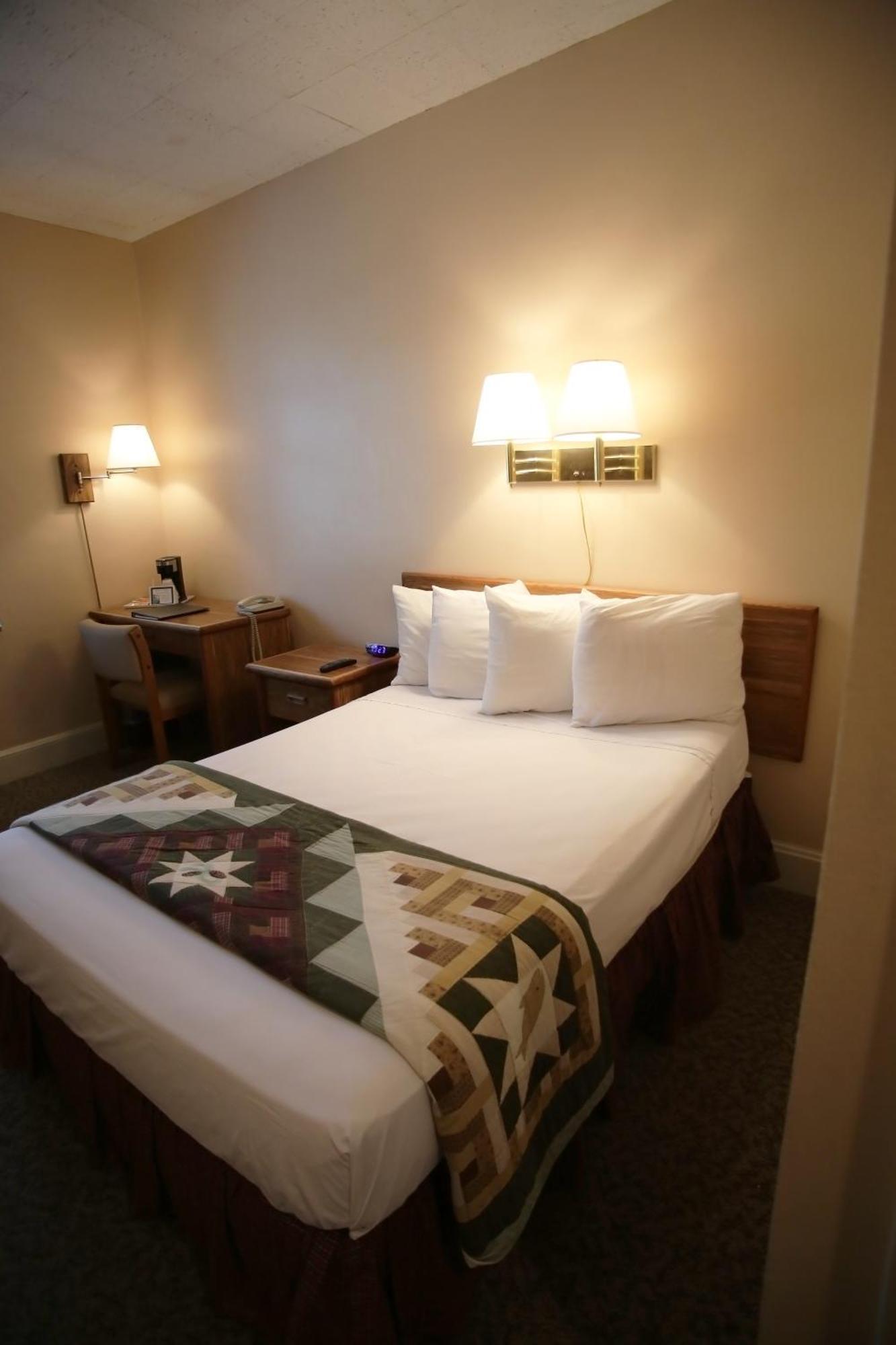 Canyon Inn Spencer Bagian luar foto