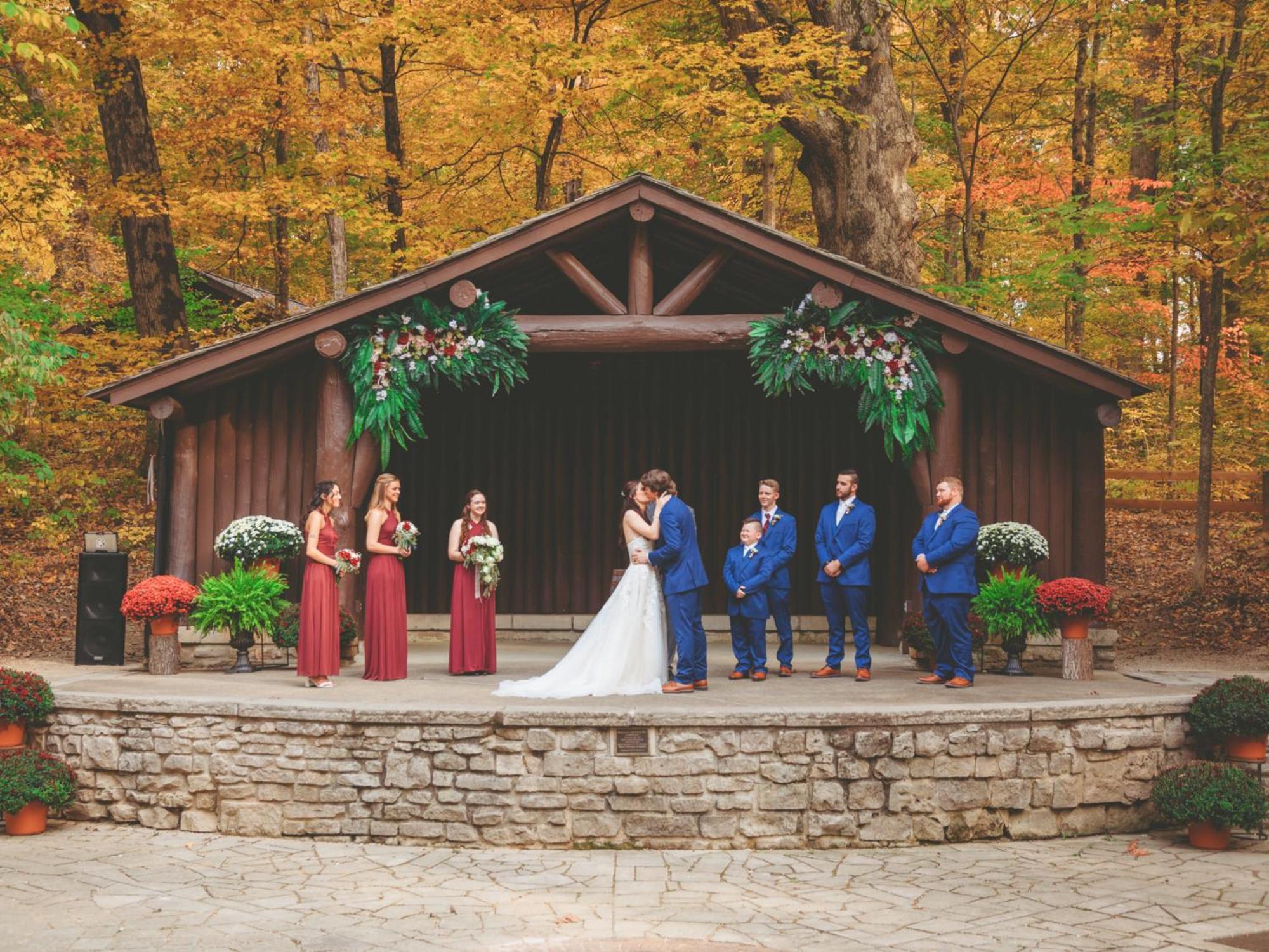 Canyon Inn Spencer Bagian luar foto