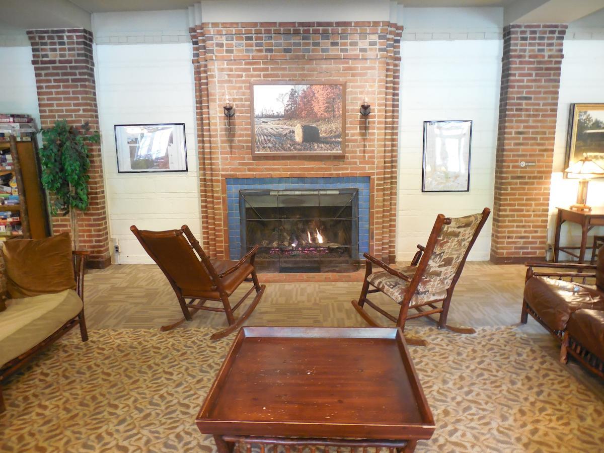 Canyon Inn Spencer Bagian luar foto