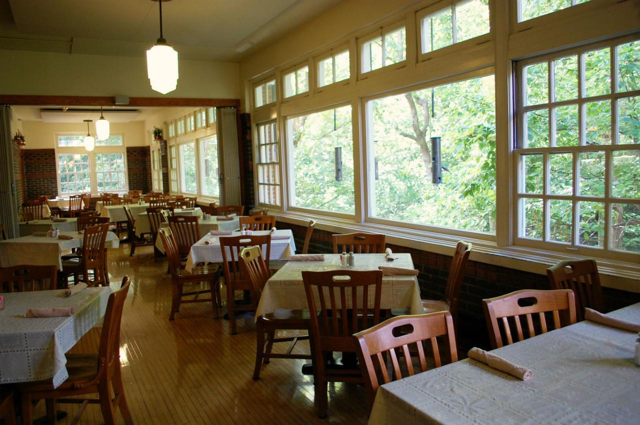 Canyon Inn Spencer Bagian luar foto